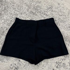 Aritzia Wilfred Classic Black Women's Shorts